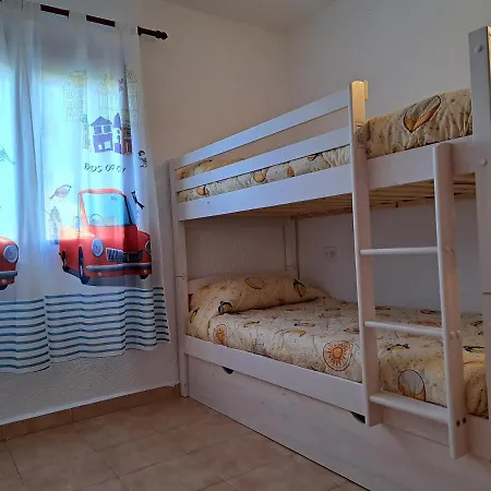 Oasis Park Apartment