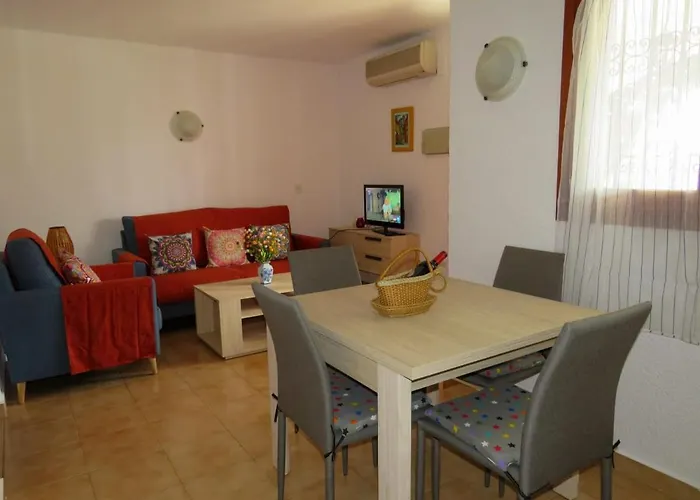 Oasis Park Appartement *